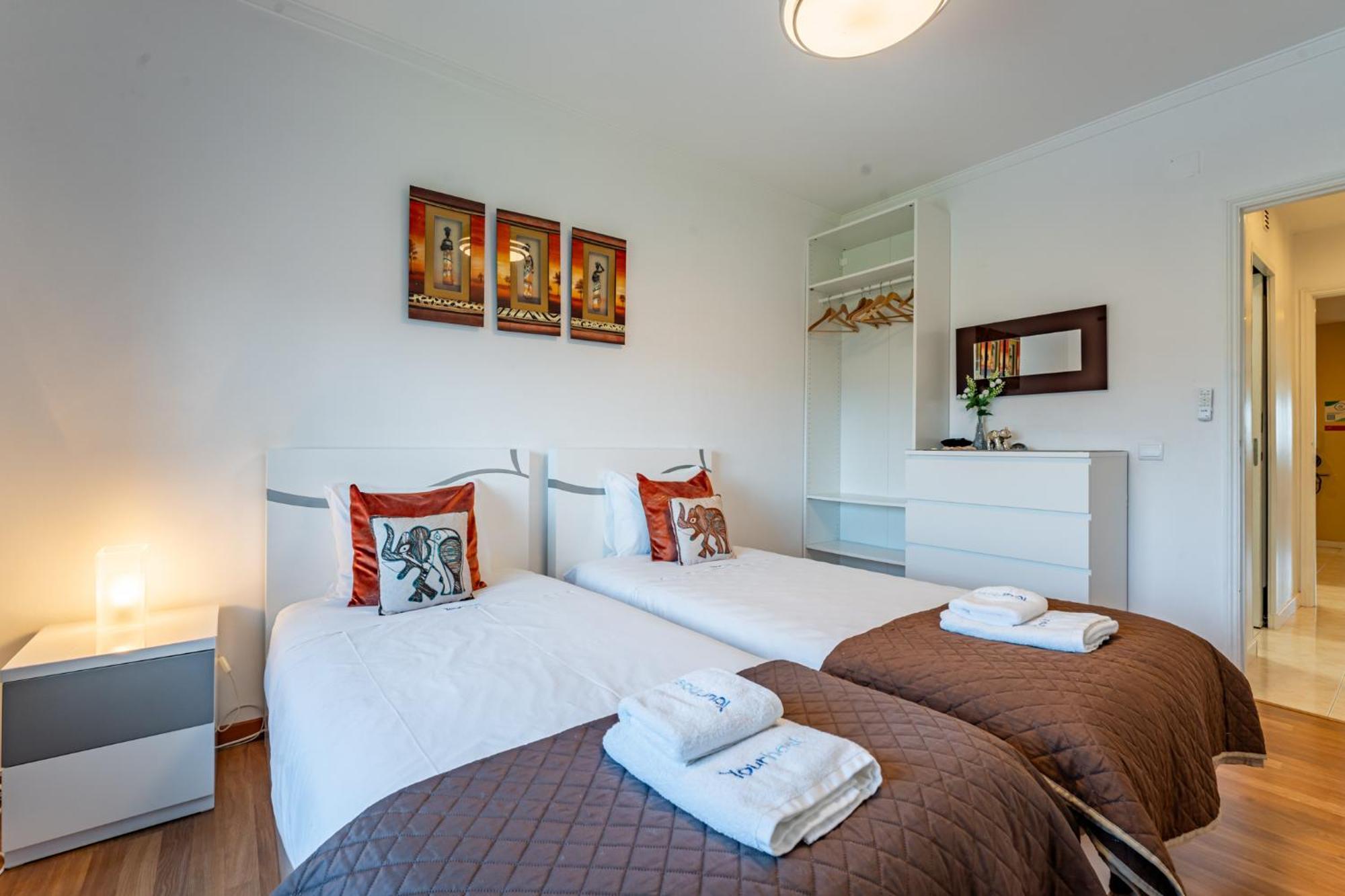 Cozy And Quiet Spacious Flat Vila Nova de Gaia Luaran gambar